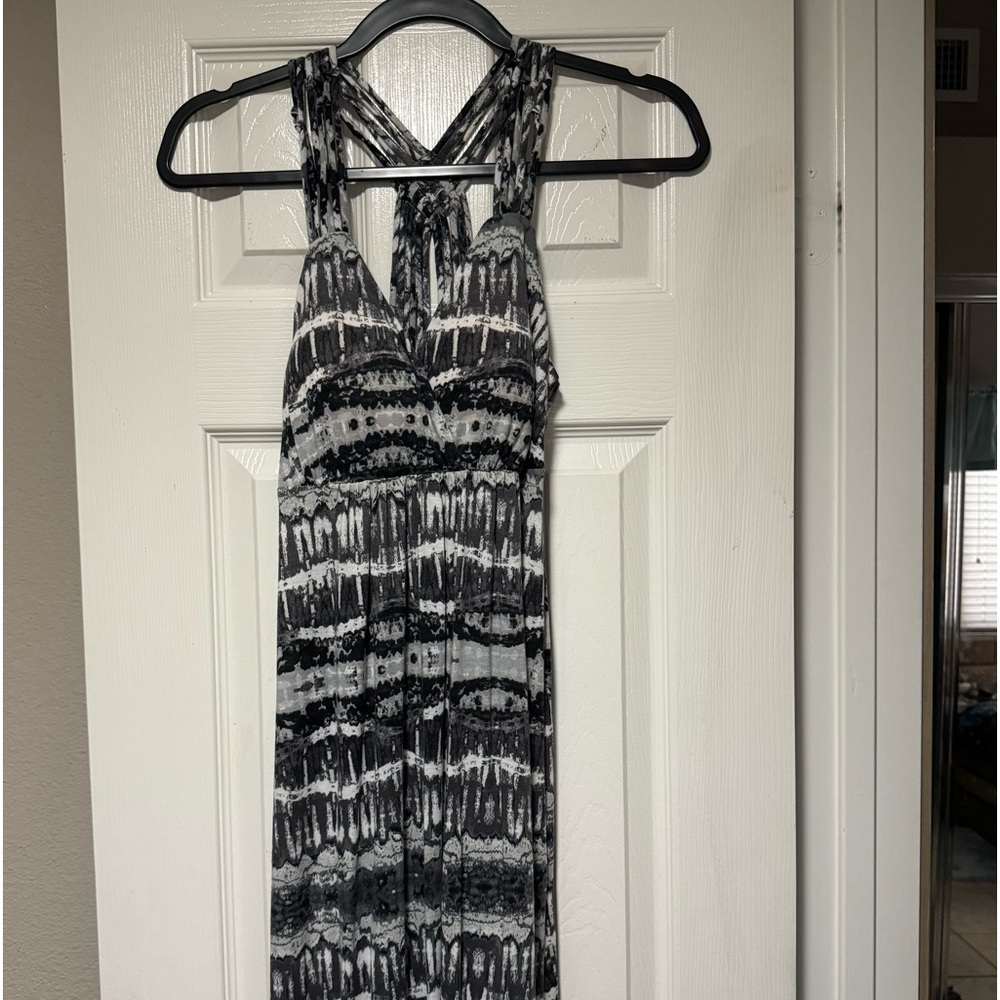 Pink Republic sleeveless, long dress.
T-back. Small. NWT